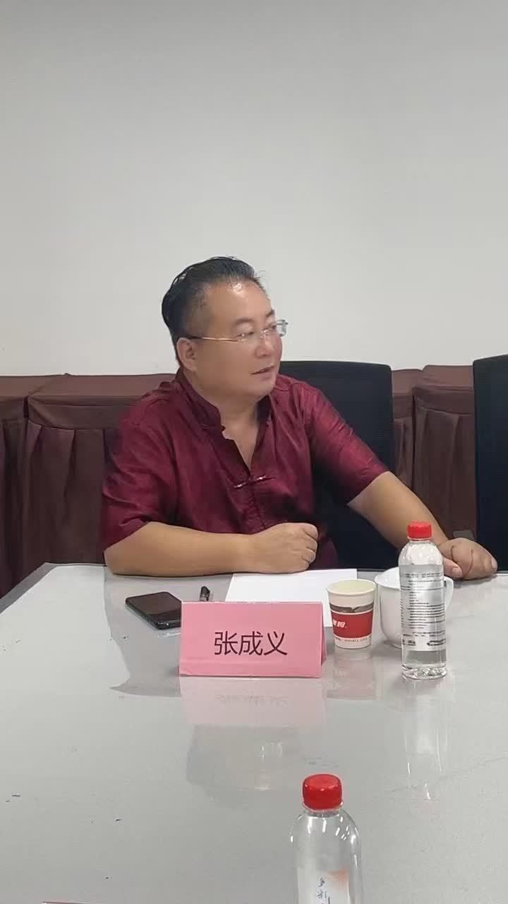 张禹羲书法家——笔笔中锋，如锥划沙盘